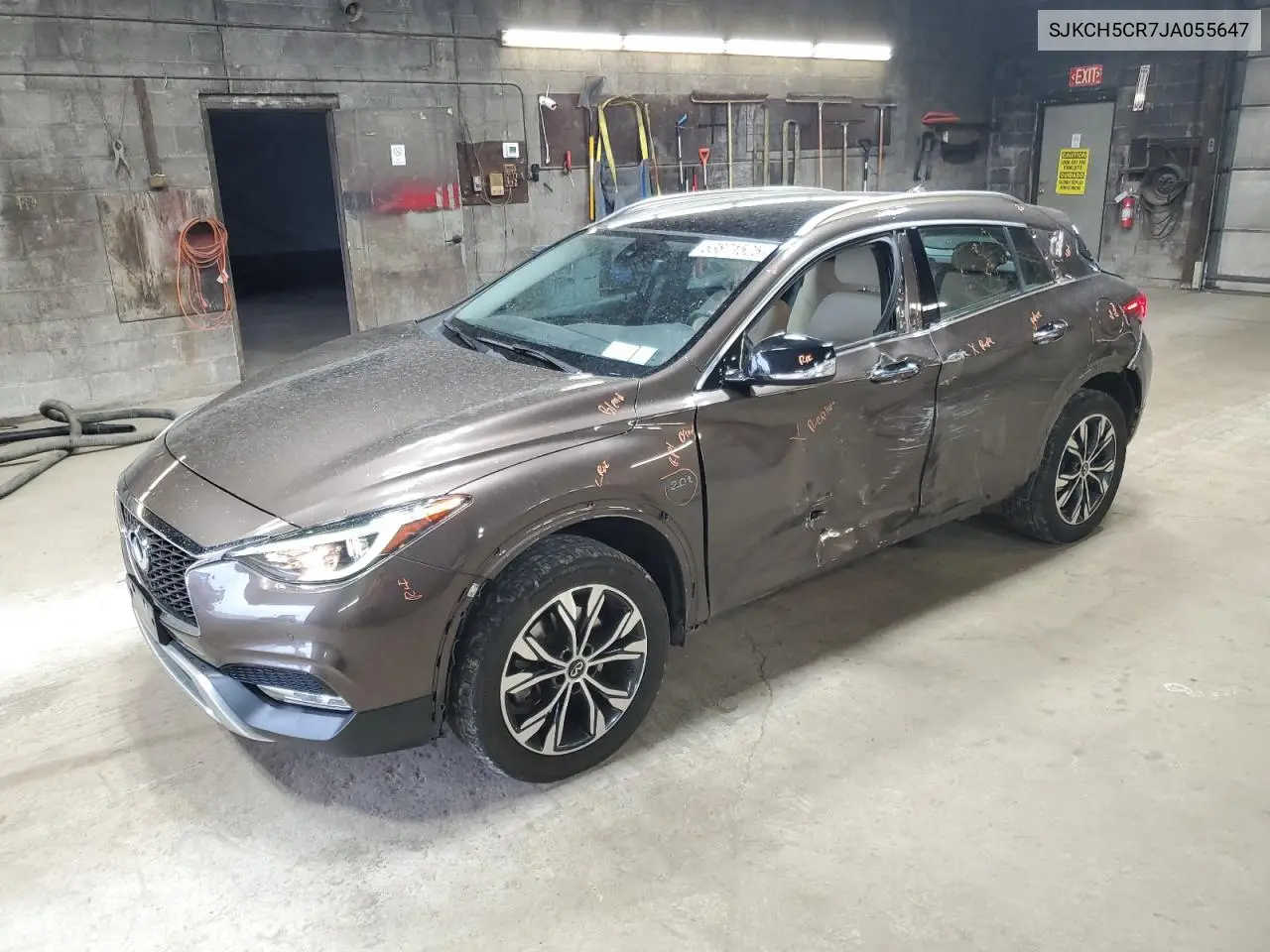 2018 Infiniti Qx30 Base VIN: SJKCH5CR7JA055647 Lot: 53871525