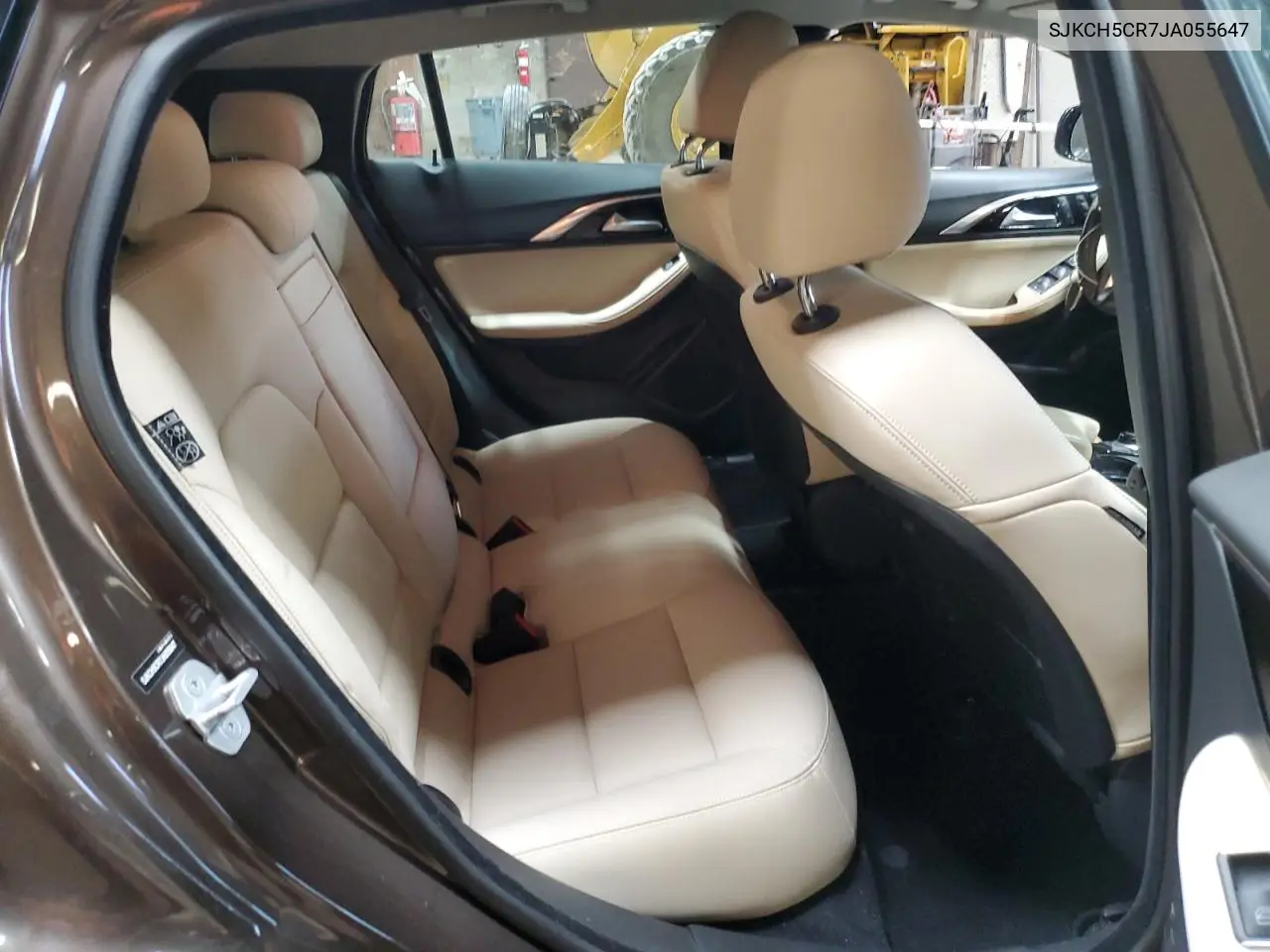 2018 Infiniti Qx30 Base VIN: SJKCH5CR7JA055647 Lot: 53871525