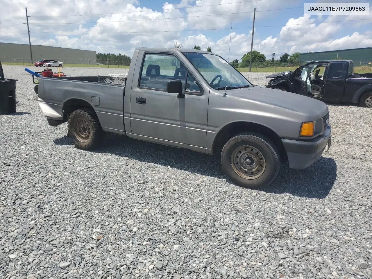 1993 Isuzu Conventional Short Bed VIN: JAACL11E7P7209863 Lot: 56330565