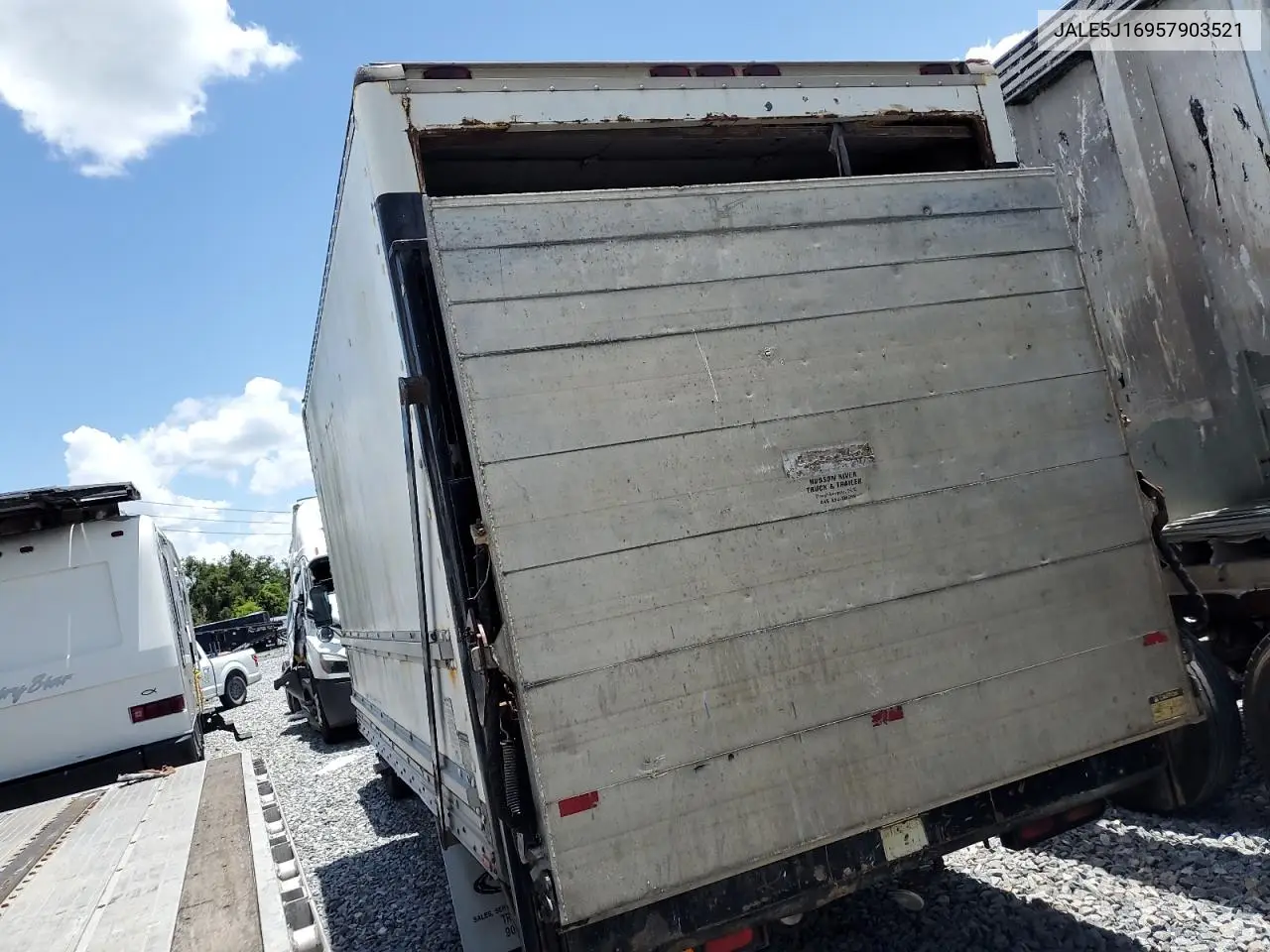 2005 Isuzu Nqr VIN: JALE5J16957903521 Lot: 61669385