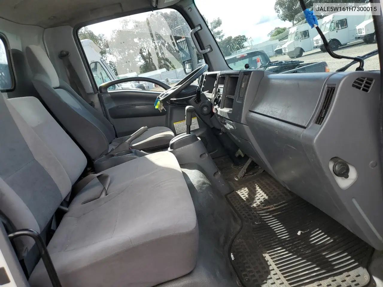 2017 Isuzu Nrr VIN: JALE5W161H7300015 Lot: 52757405