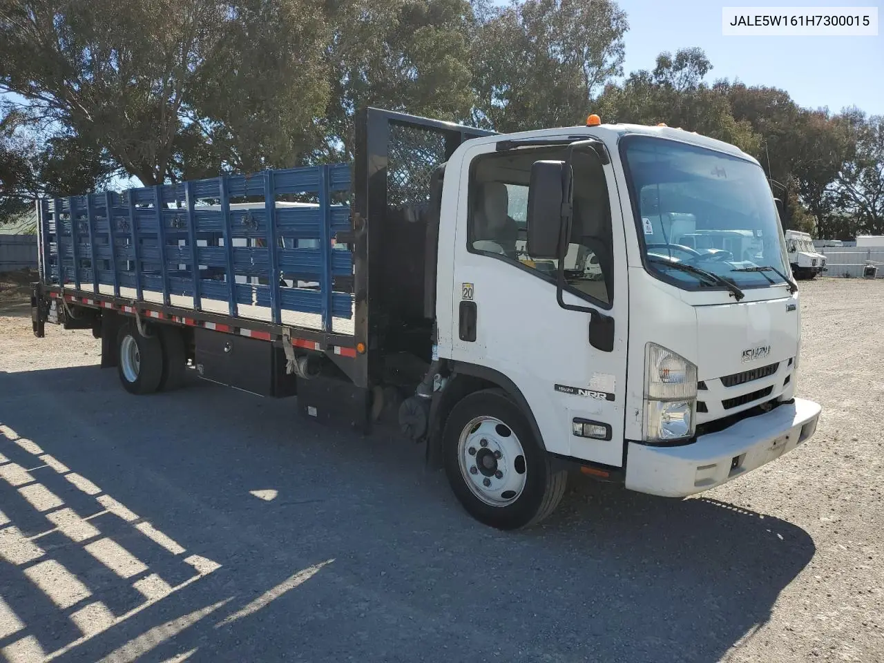 2017 Isuzu Nrr VIN: JALE5W161H7300015 Lot: 52757405