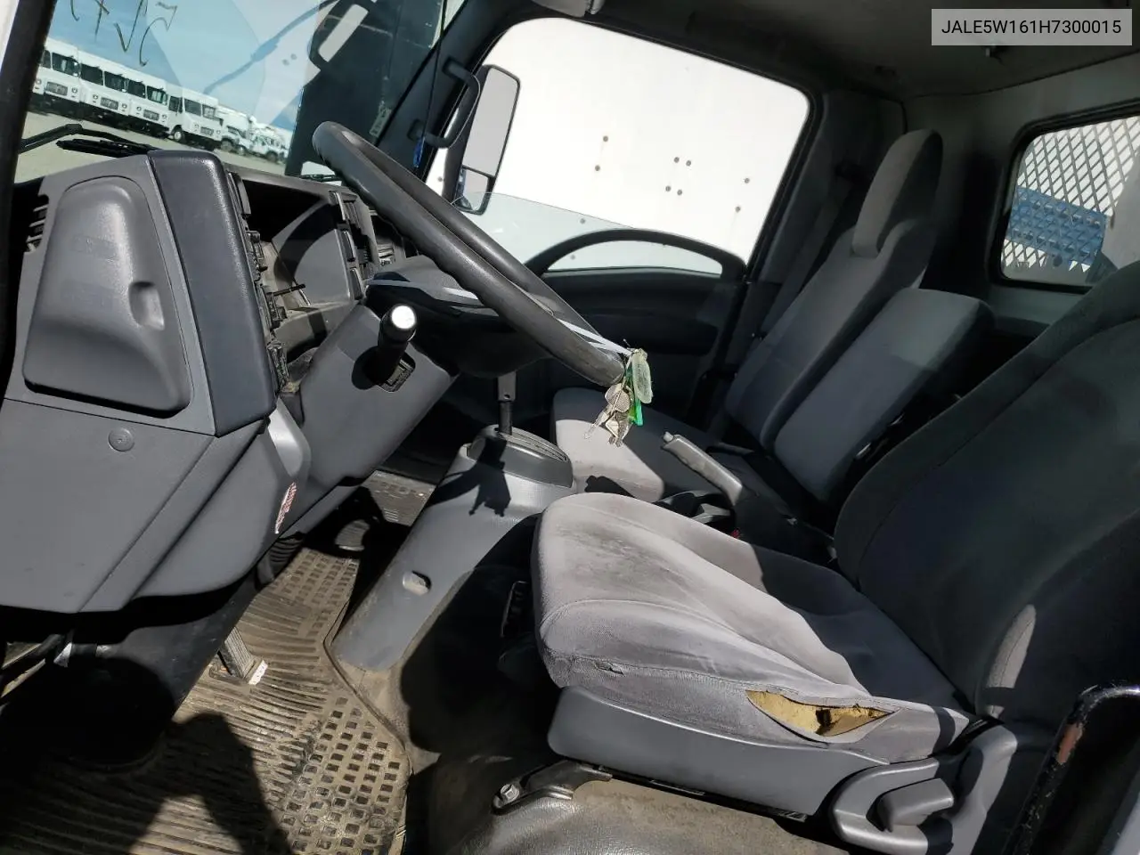 2017 Isuzu Nrr VIN: JALE5W161H7300015 Lot: 52757405