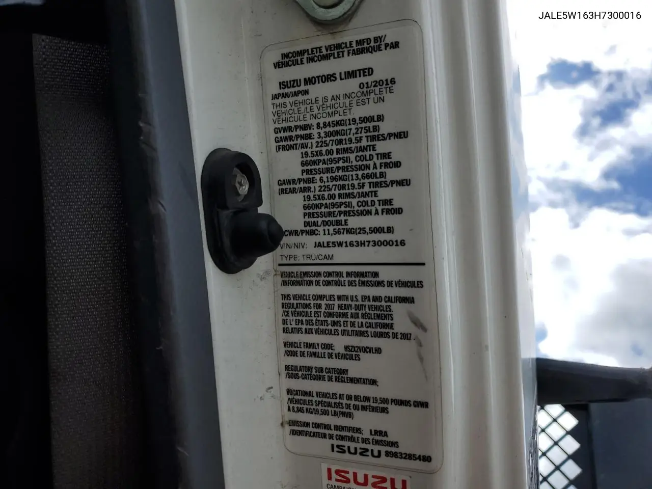 2017 Isuzu Nrr VIN: JALE5W163H7300016 Lot: 52757415