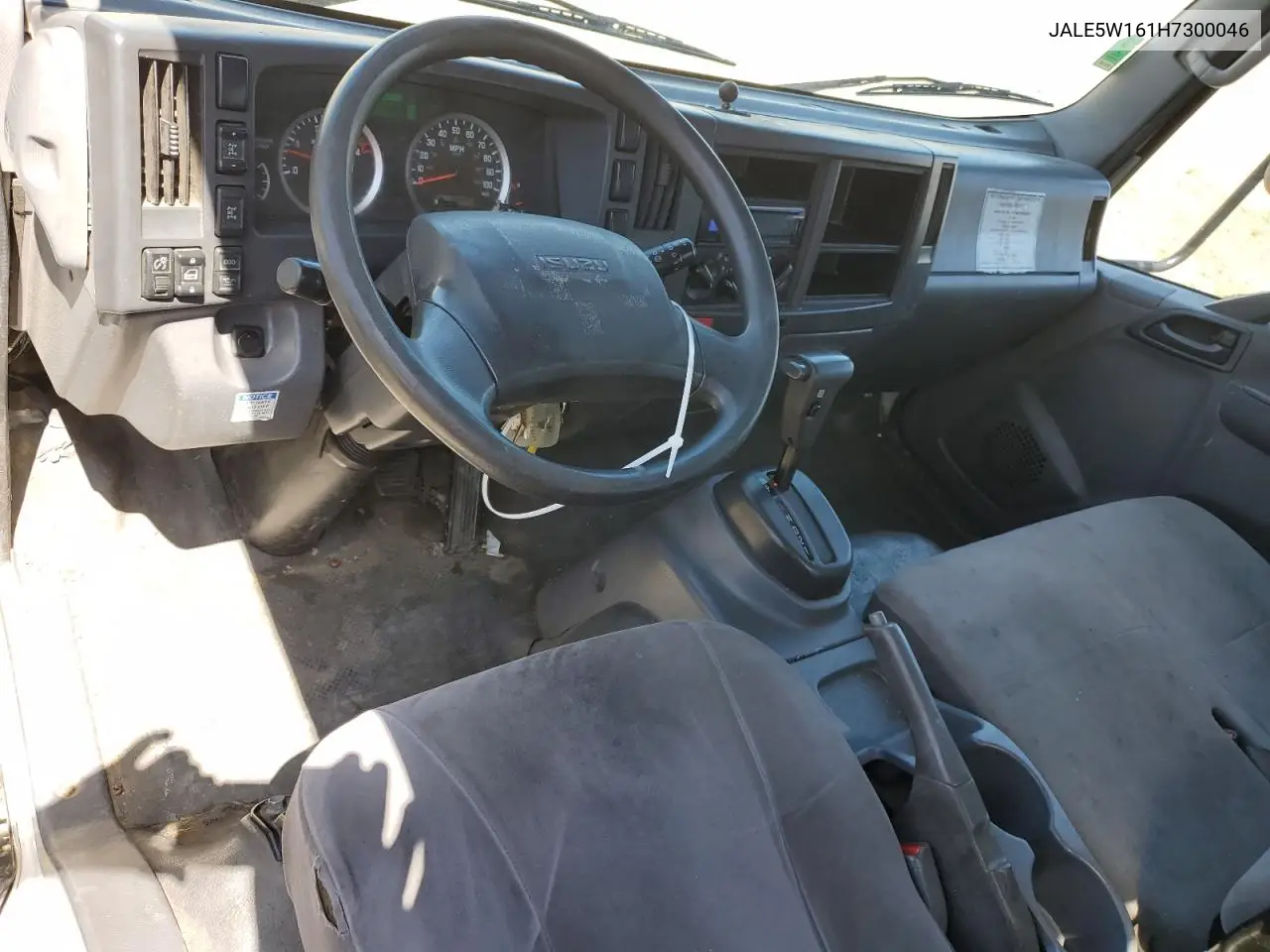 2017 Isuzu Nrr VIN: JALE5W161H7300046 Lot: 52757445