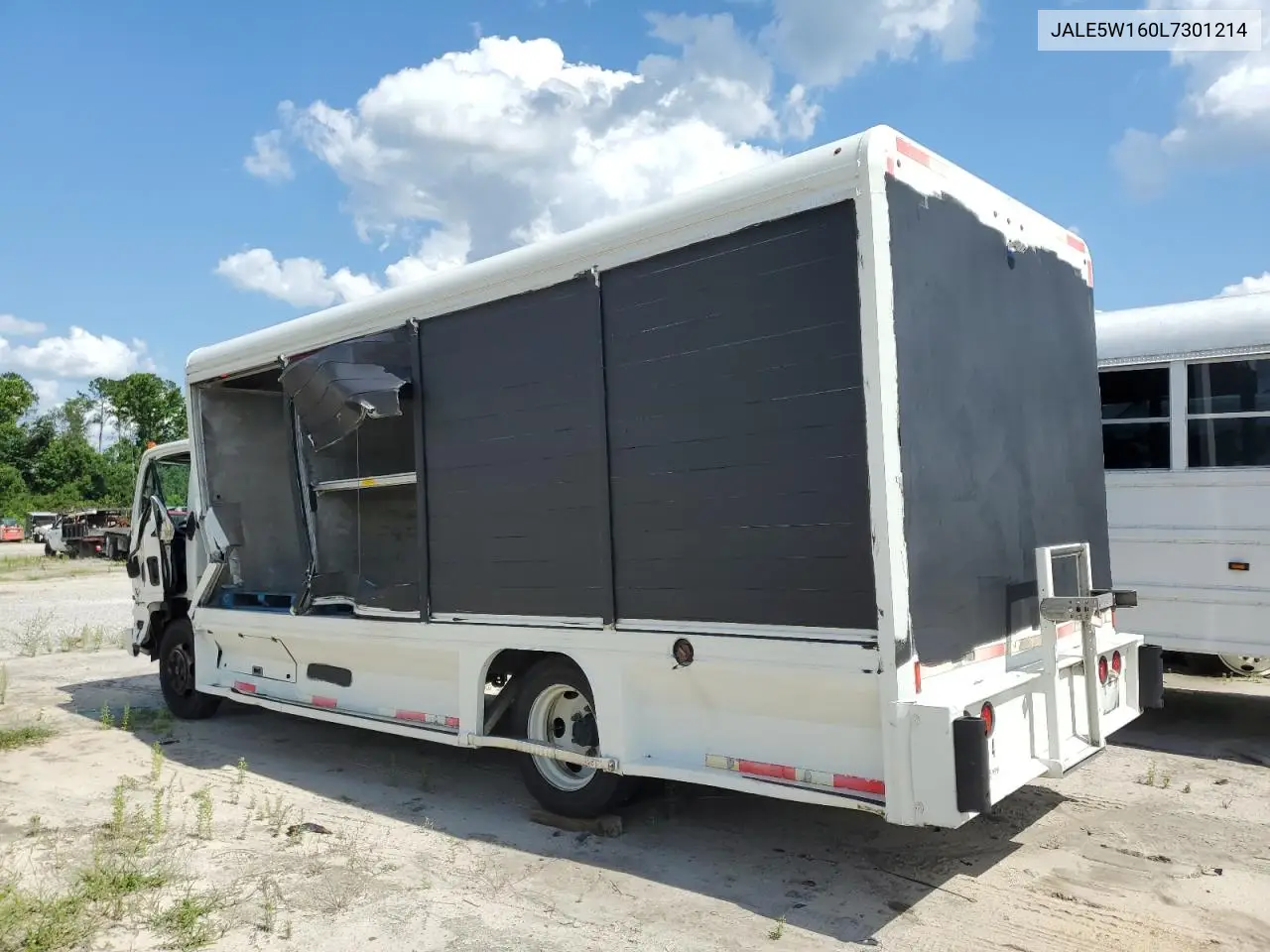 2020 Isuzu Nrr VIN: JALE5W160L7301214 Lot: 61951215