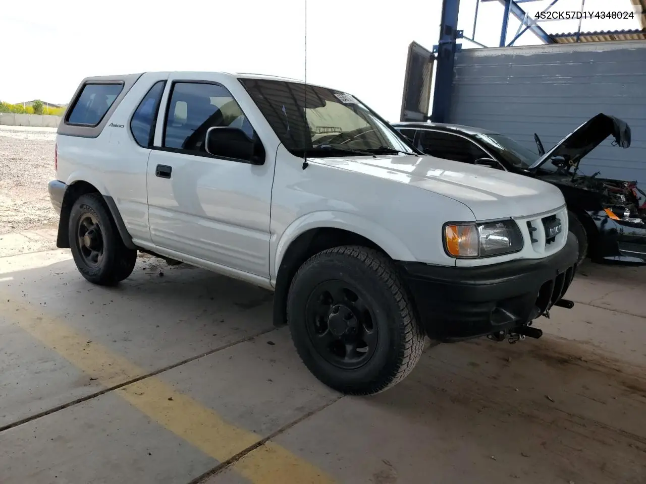 2000 Isuzu Amigo VIN: 4S2CK57D1Y4348024 Lot: 55481235