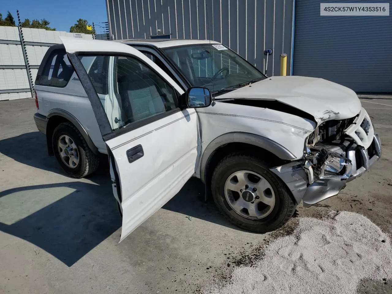 2000 Isuzu Amigo VIN: 4S2CK57W1Y4353516 Lot: 65255824