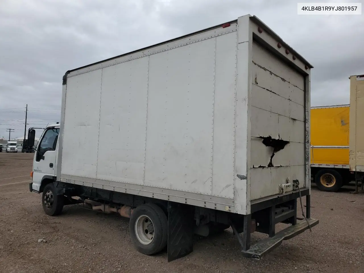 2000 Isuzu Npr VIN: 4KLB4B1R9YJ801957 Lot: 53540675