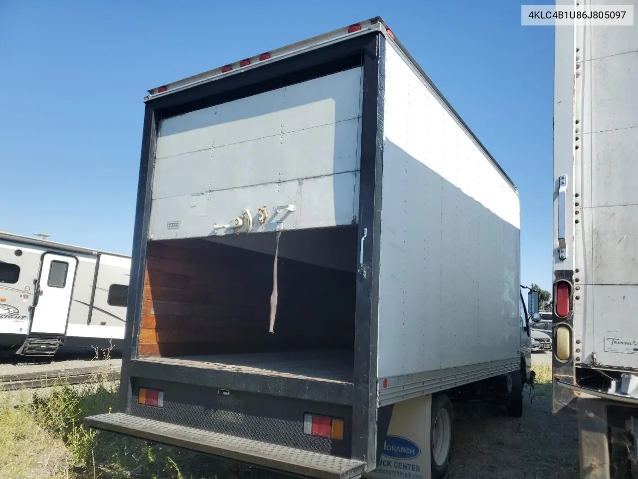 2006 Isuzu Npr VIN: 4KLC4B1U86J805097 Lot: 60188905