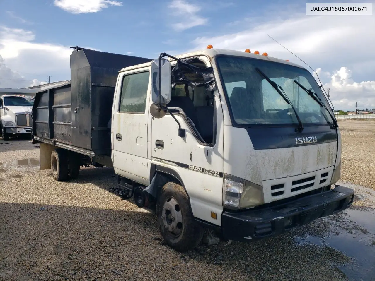 2006 Isuzu Npr VIN: JALC4J16067000671 Lot: 61511065