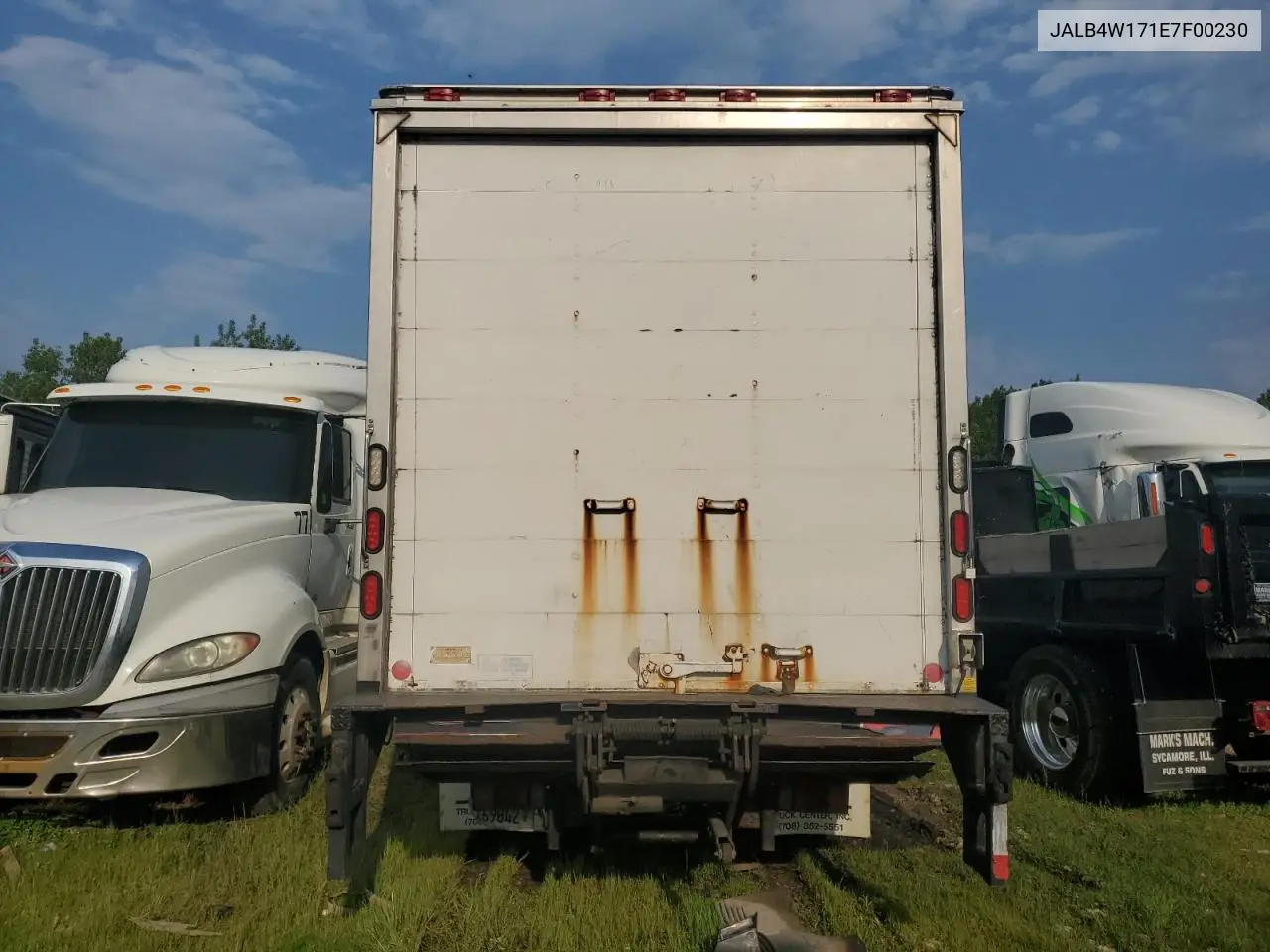 2014 Isuzu Npr VIN: JALB4W171E7F00230 Lot: 60289455