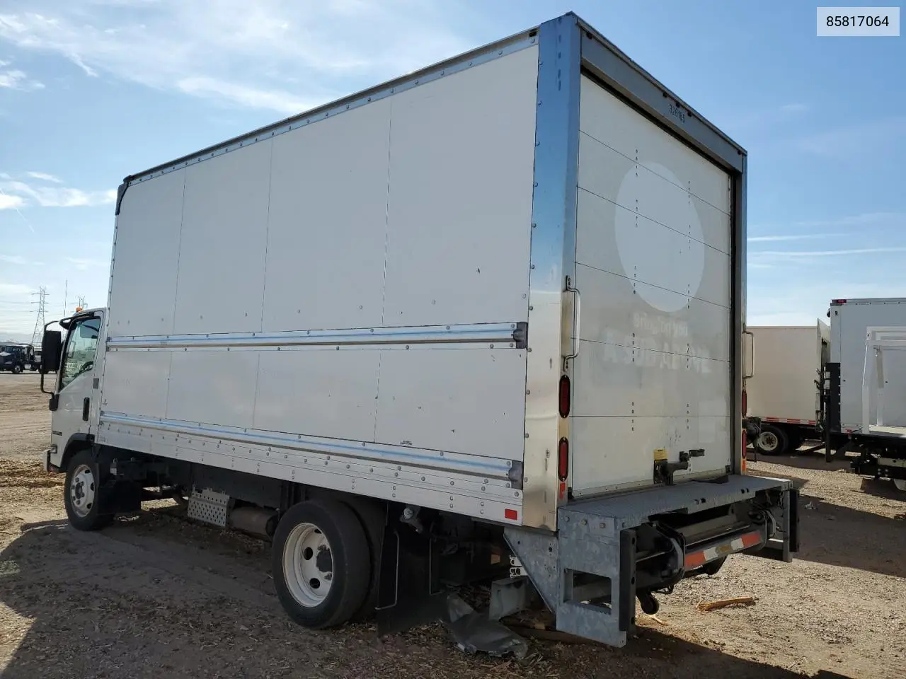 2018 Isuzu Npr Hd VIN: 85817064 Lot: 85817064