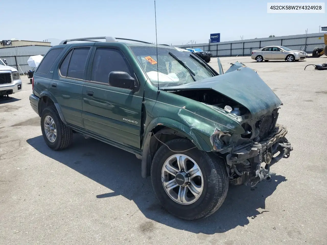 2000 Isuzu Rodeo S VIN: 4S2CK58W2Y4324928 Lot: 59800375