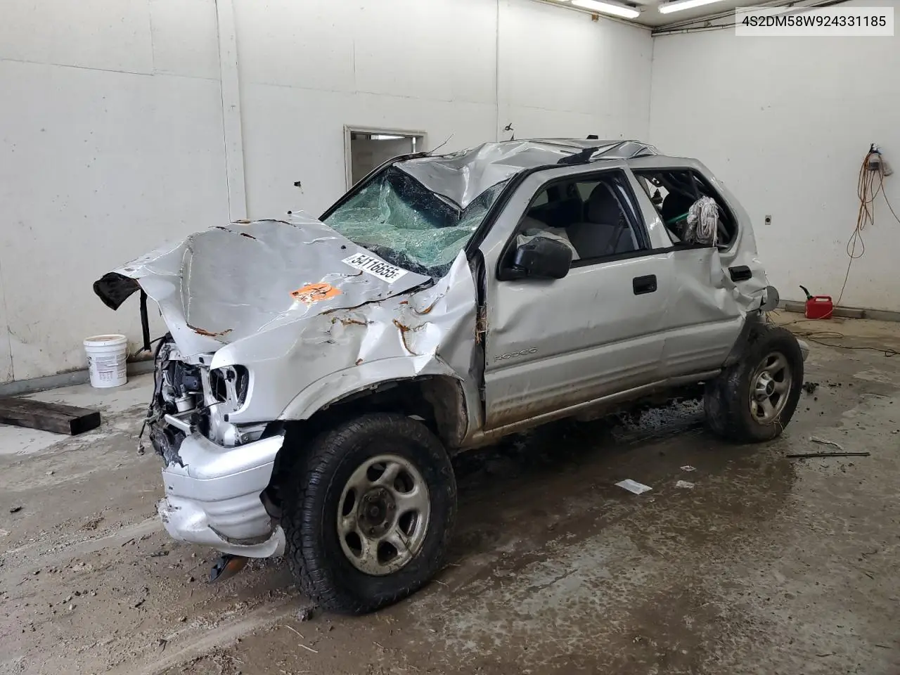 2002 Isuzu Rodeo S VIN: 4S2DM58W924331185 Lot: 54116655