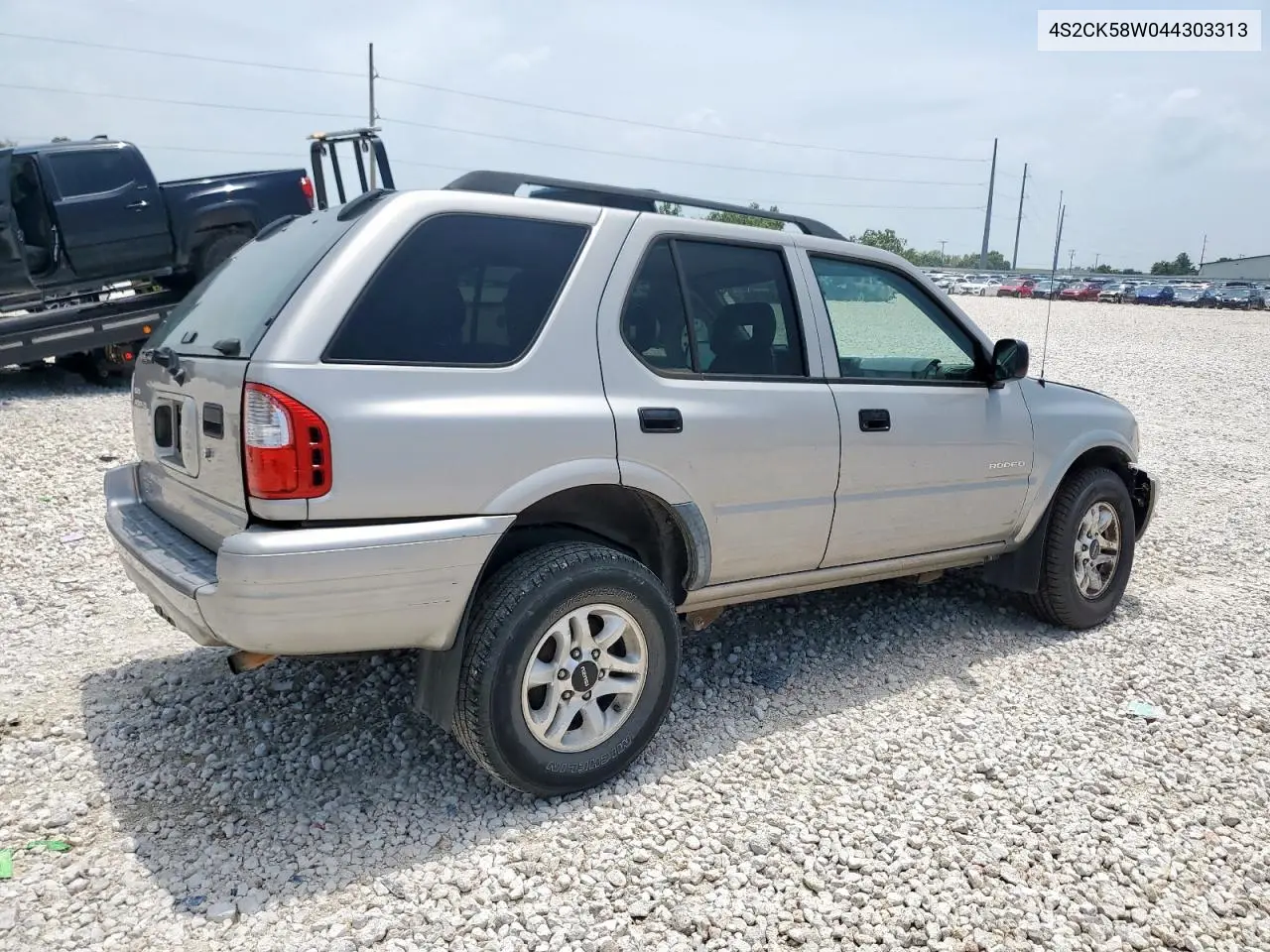 2004 Isuzu Rodeo S VIN: 4S2CK58W044303313 Lot: 59279805