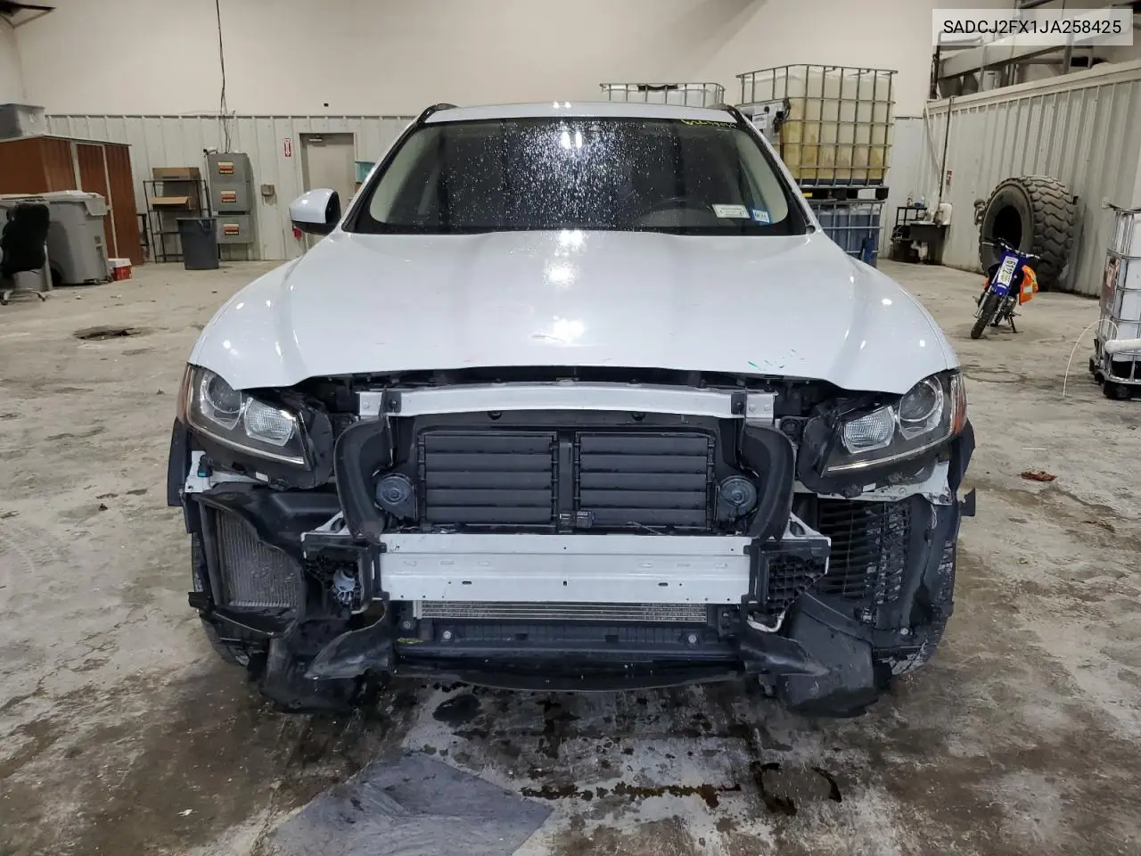2018 Jaguar F-Pace Premium VIN: SADCJ2FX1JA258425 Lot: 62638035