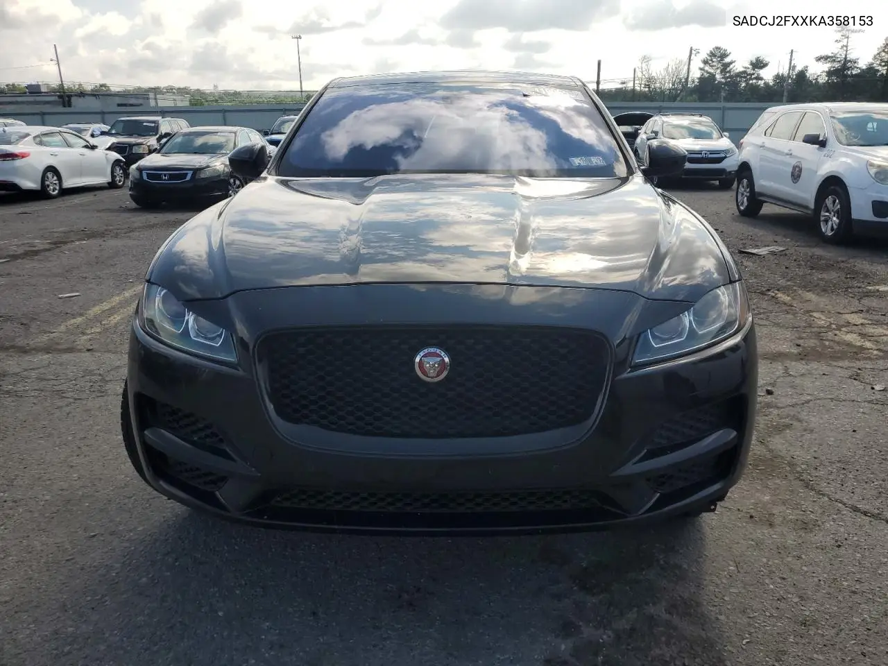 2019 Jaguar F-Pace Premium VIN: SADCJ2FXXKA358153 Lot: 64190655