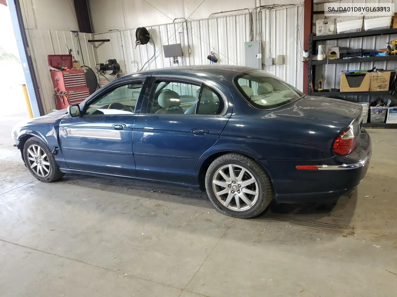2000 Jaguar S-Type VIN: SAJDA01D8YGL63313 Lot: 63112395