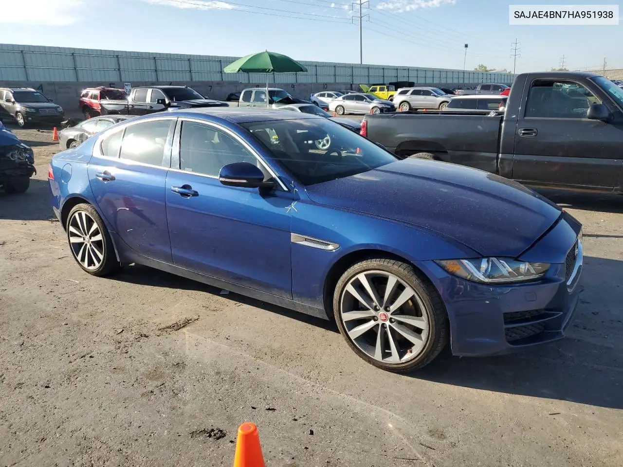 2017 Jaguar Xe Prestige VIN: SAJAE4BN7HA951938 Lot: 63706695