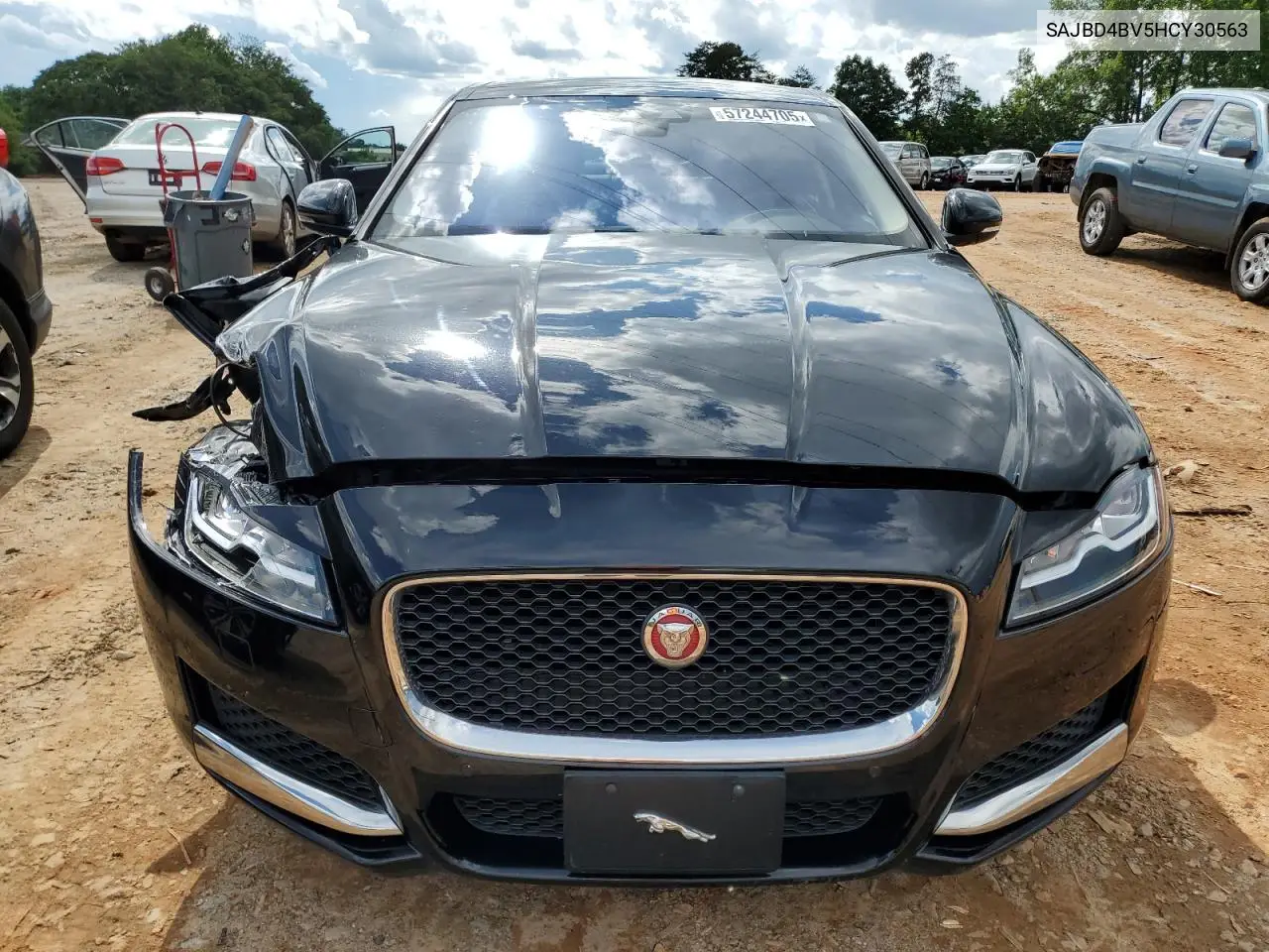 2017 Jaguar Xf Premium VIN: SAJBD4BV5HCY30563 Lot: 57244705