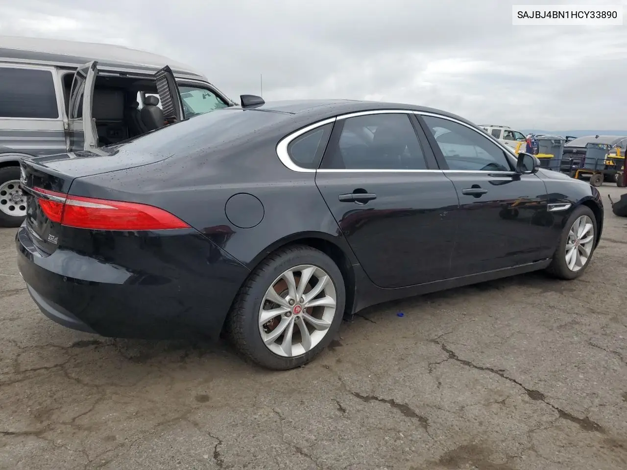 2017 Jaguar Xf Premium VIN: SAJBJ4BN1HCY33890 Lot: 64069205