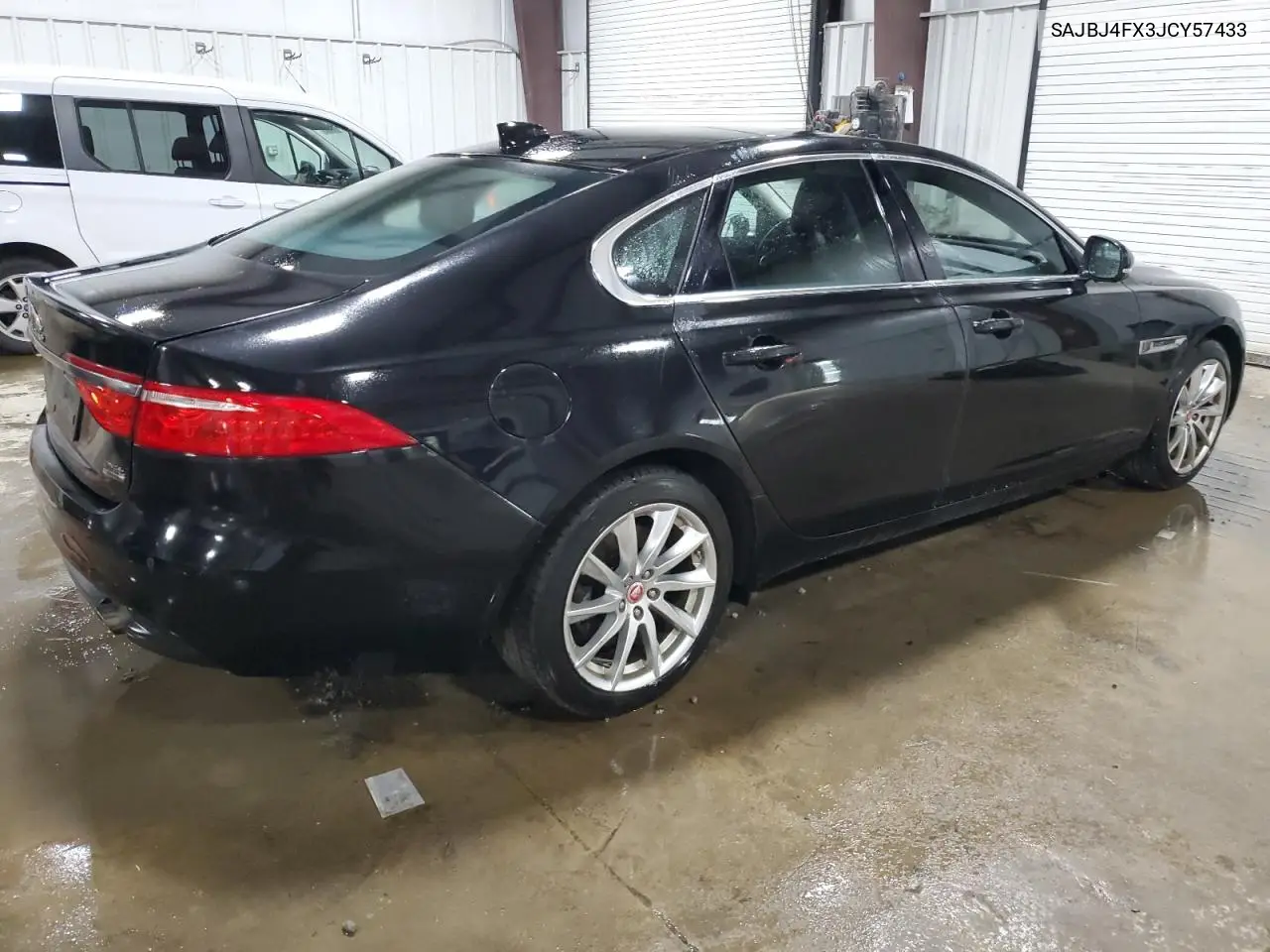 2018 Jaguar Xf Premium VIN: SAJBJ4FX3JCY57433 Lot: 60489965