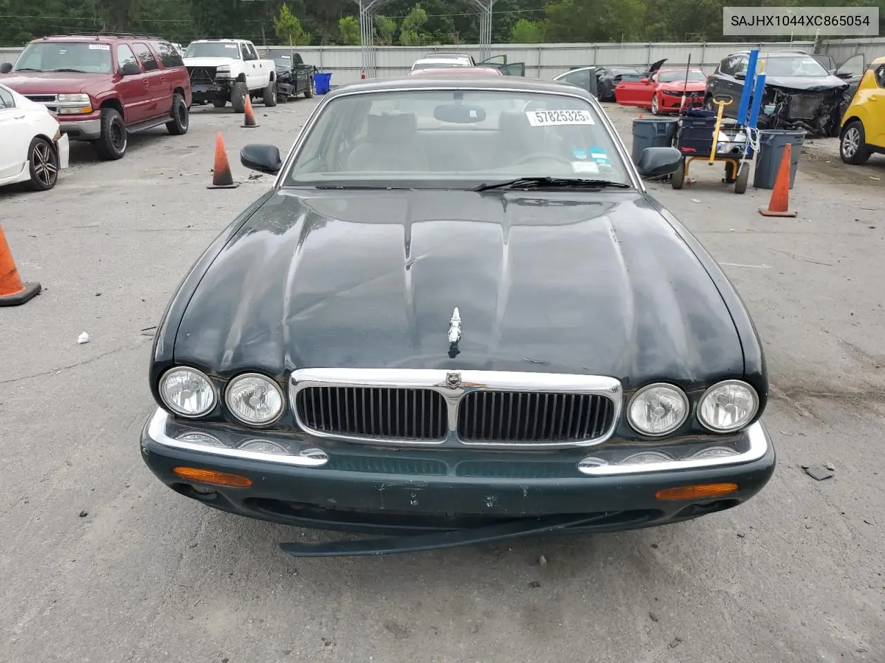 1999 Jaguar Xj8 VIN: SAJHX1044XC865054 Lot: 57825325