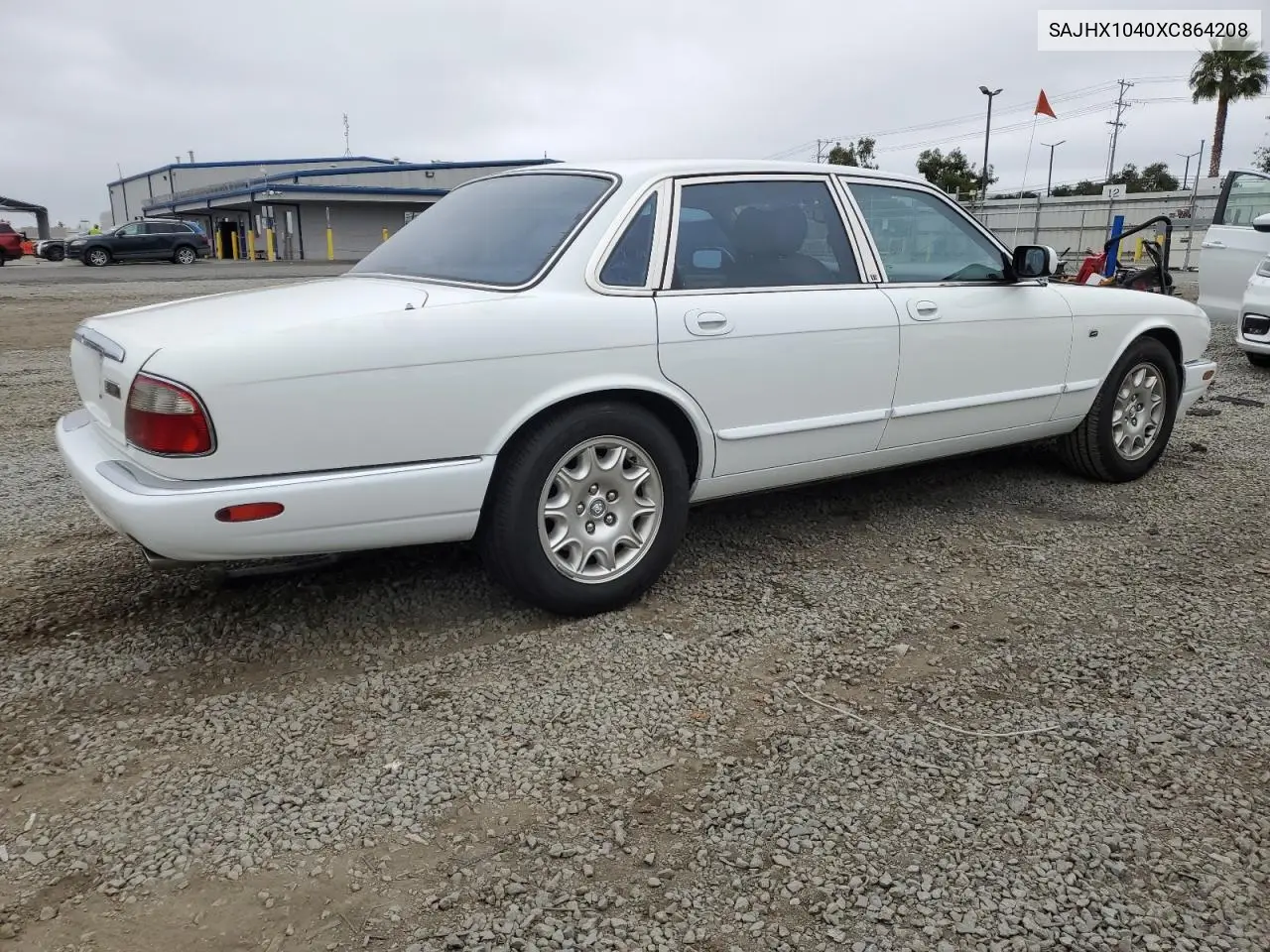 1999 Jaguar Xj8 VIN: SAJHX1040XC864208 Lot: 59748585