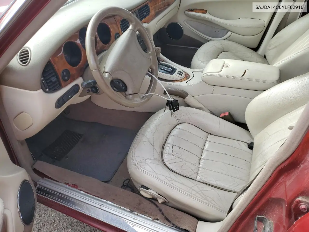 2000 Jaguar Xj8 VIN: SAJDA14C6YLF02910 Lot: 52257155