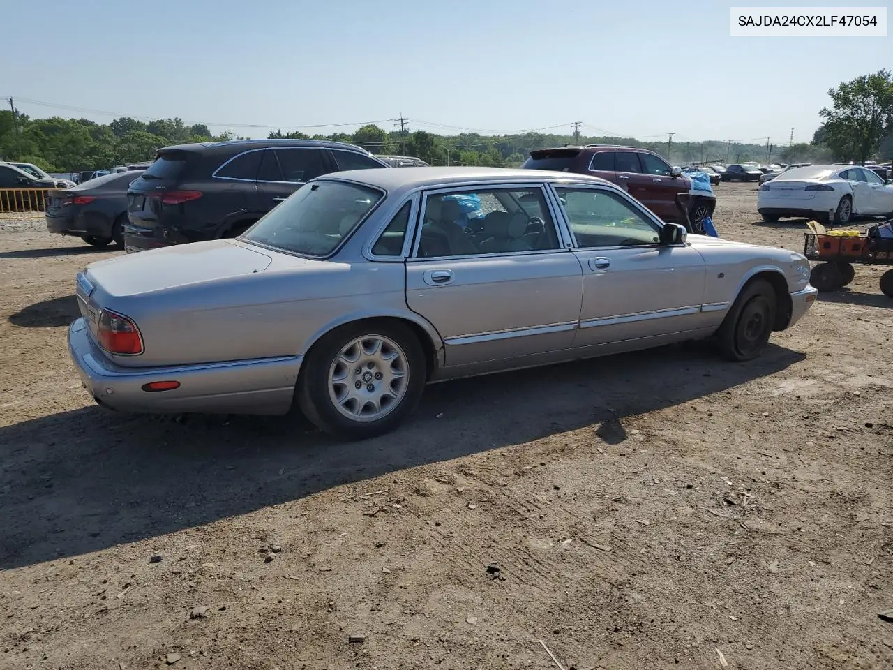 2002 Jaguar Vandenplas VIN: SAJDA24CX2LF47054 Lot: 61947155