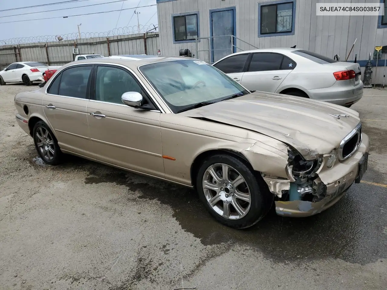 2004 Jaguar Vandenplas VIN: SAJEA74C84SG03857 Lot: 62156875