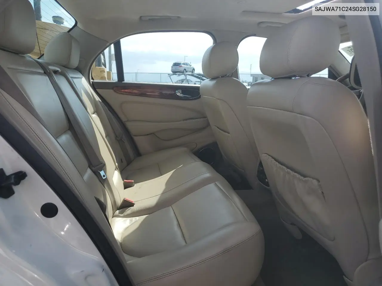 2004 Jaguar Xj8 VIN: SAJWA71C24SG28150 Lot: 65222525