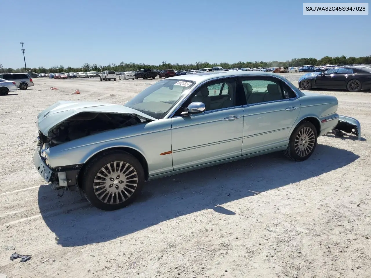 2005 Jaguar Vandenplas VIN: SAJWA82C45SG47028 Lot: 49224525