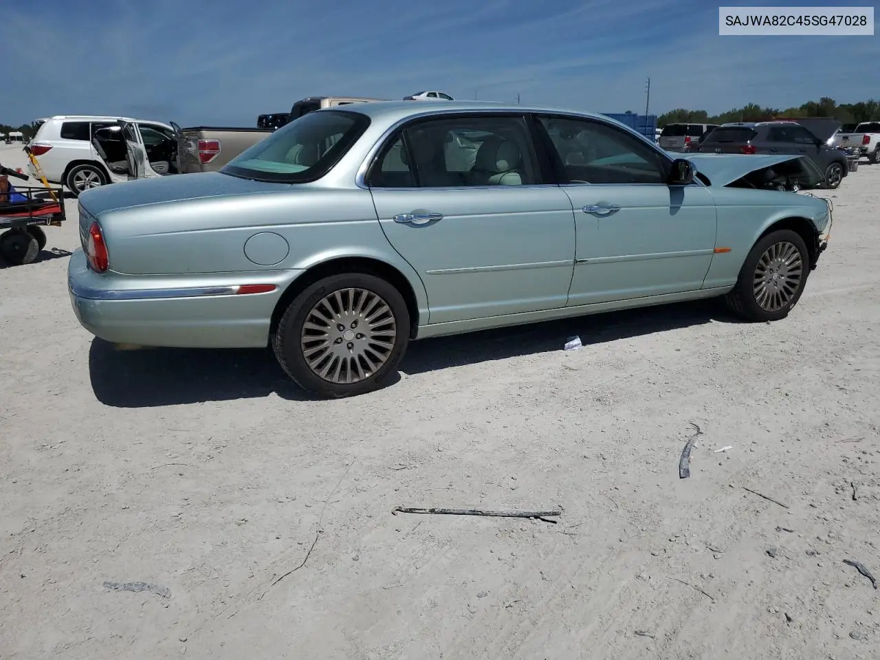 2005 Jaguar Vandenplas VIN: SAJWA82C45SG47028 Lot: 49224525