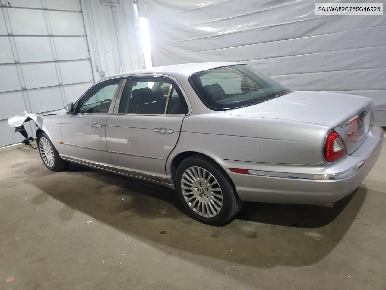 2005 Jaguar Vandenplas VIN: SAJWA82C75SG46925 Lot: 58603185