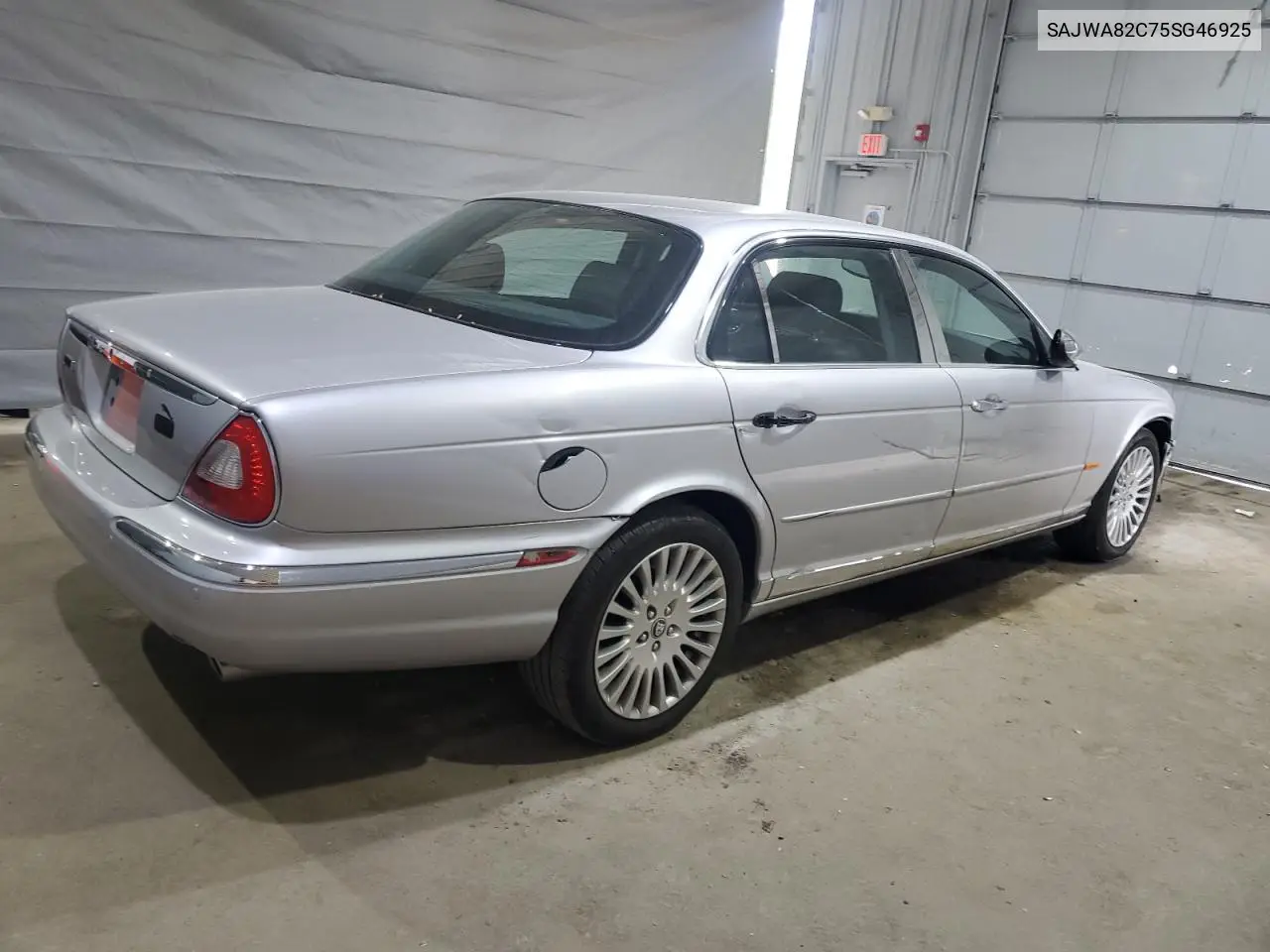 2005 Jaguar Vandenplas VIN: SAJWA82C75SG46925 Lot: 58603185