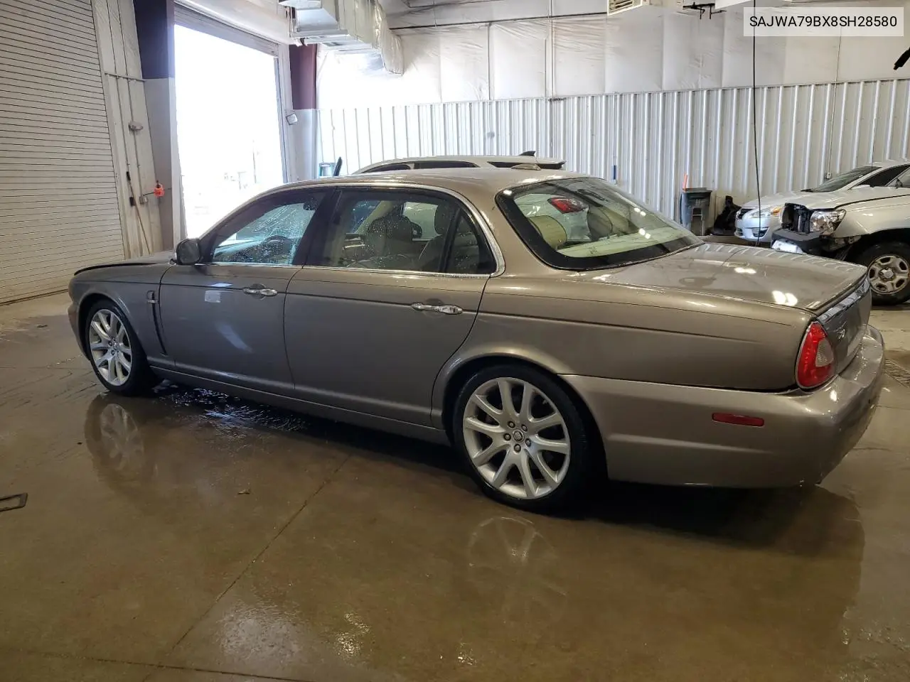 2008 Jaguar Xj8 L VIN: SAJWA79BX8SH28580 Lot: 53297425