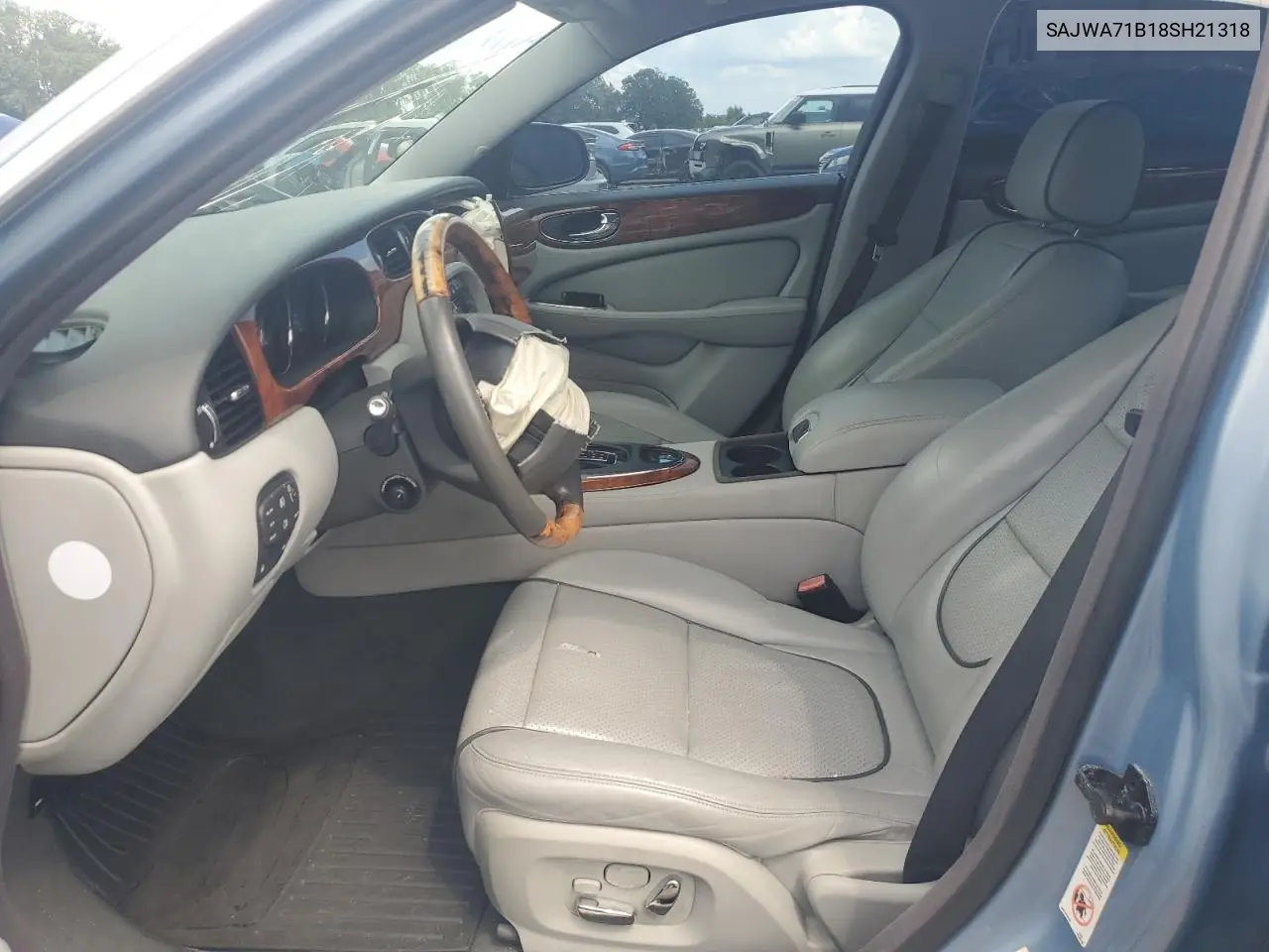 2008 Jaguar Xj8 VIN: SAJWA71B18SH21318 Lot: 62529485