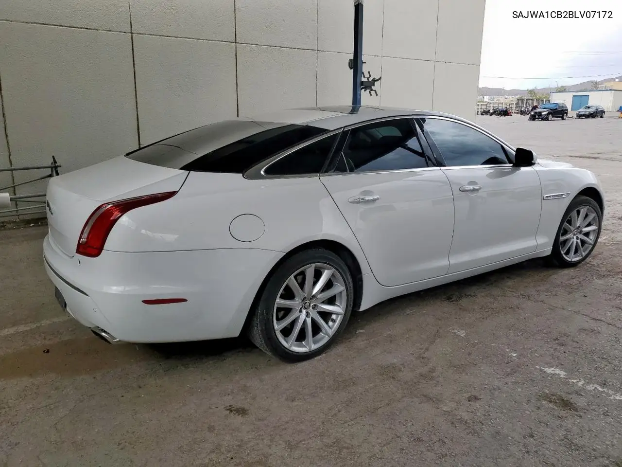 2011 Jaguar Xj VIN: SAJWA1CB2BLV07172 Lot: 63343085