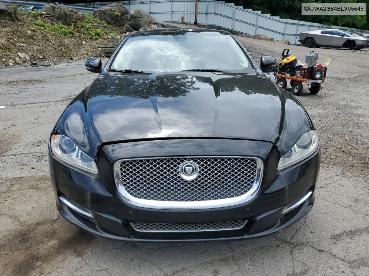 2011 Jaguar Xjl VIN: SAJWA2GB4BLV05648 Lot: 63400135