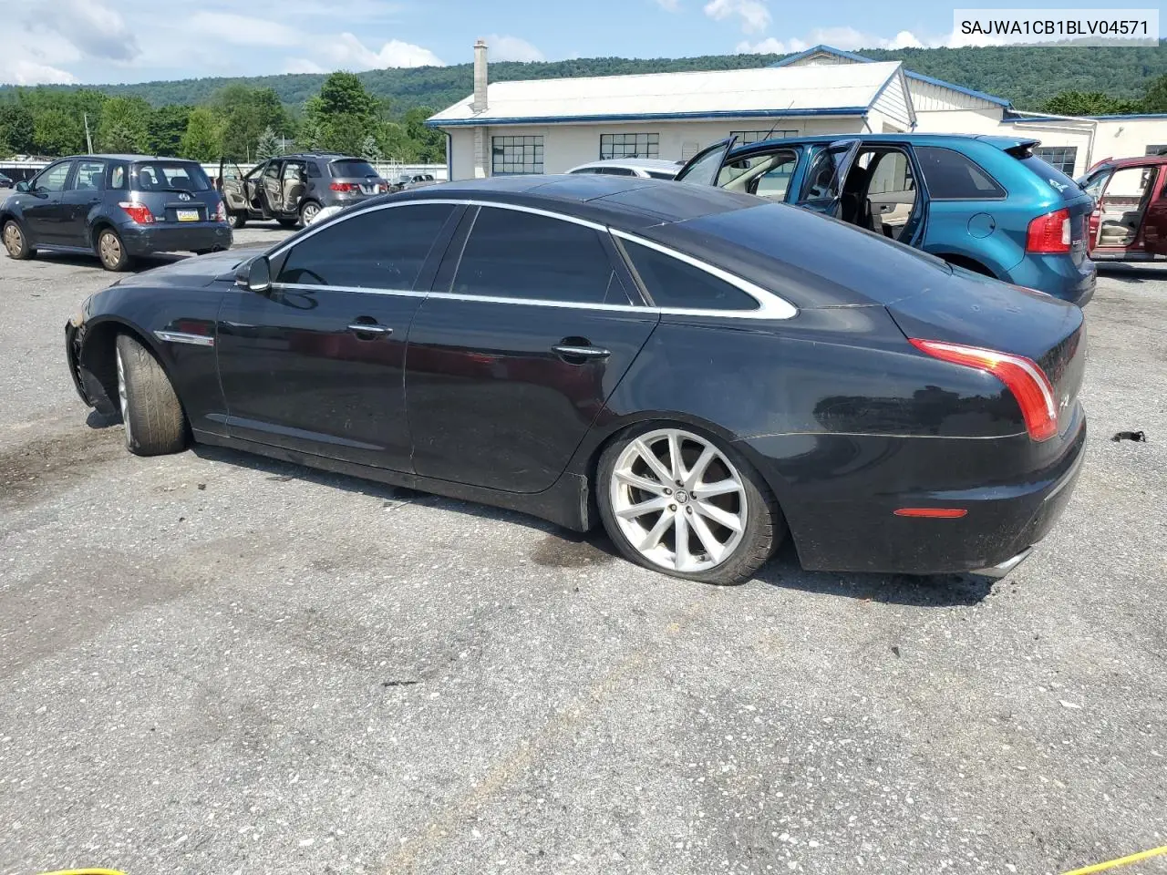2011 Jaguar Xj VIN: SAJWA1CB1BLV04571 Lot: 65438905