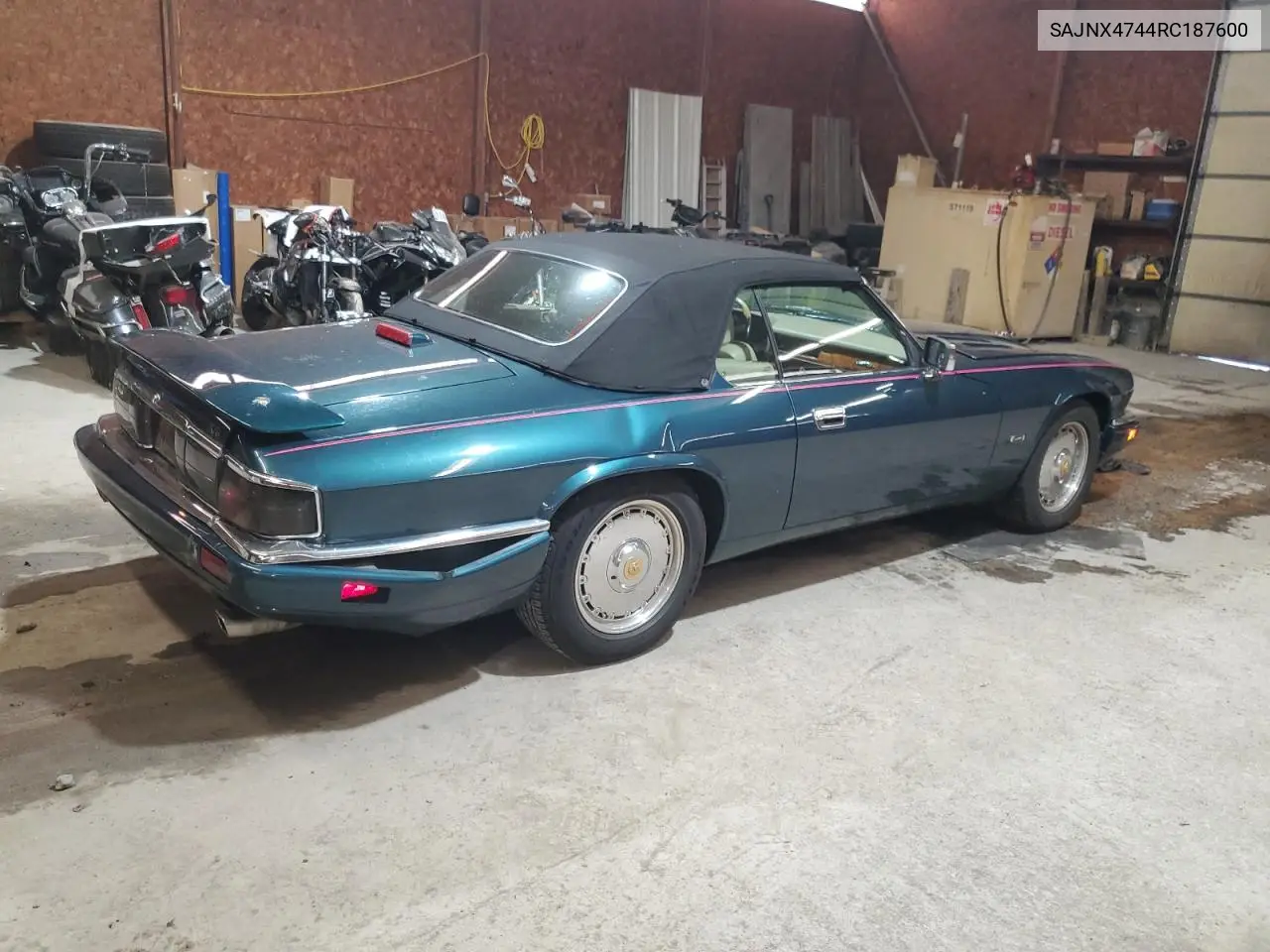 1994 Jaguar Xjs VIN: SAJNX4744RC187600 Lot: 62884245