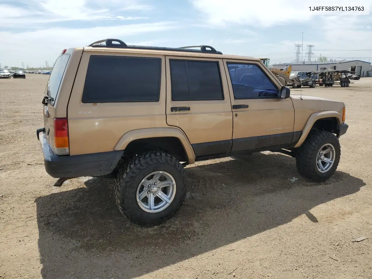 2000 Jeep Cherokee Classic VIN: 1J4FF58S7YL134763 Lot: 55957205