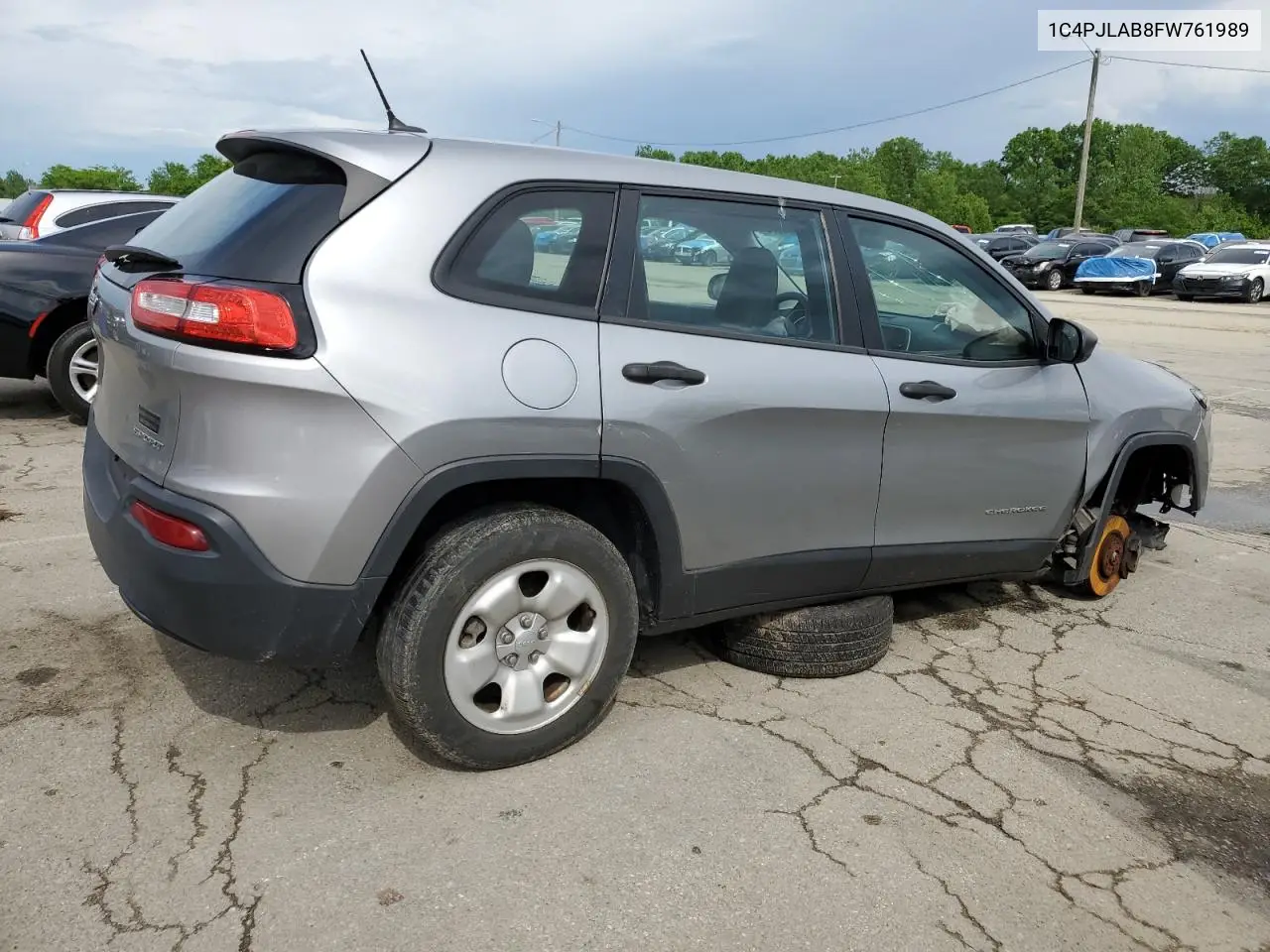 2015 Jeep Cherokee Sport VIN: 1C4PJLAB8FW761989 Lot: 56869675