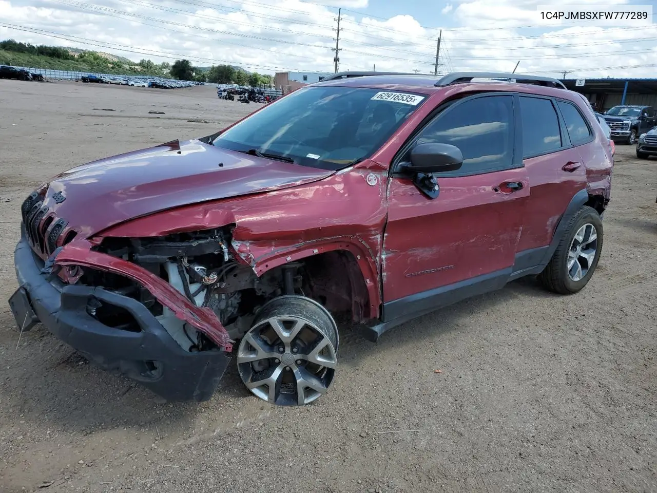 2015 Jeep Cherokee Trailhawk VIN: 1C4PJMBSXFW777289 Lot: 62916535