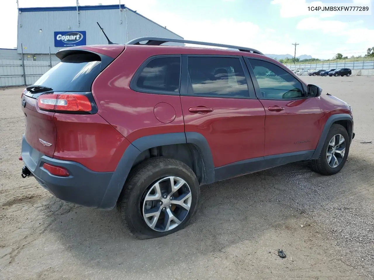 2015 Jeep Cherokee Trailhawk VIN: 1C4PJMBSXFW777289 Lot: 62916535