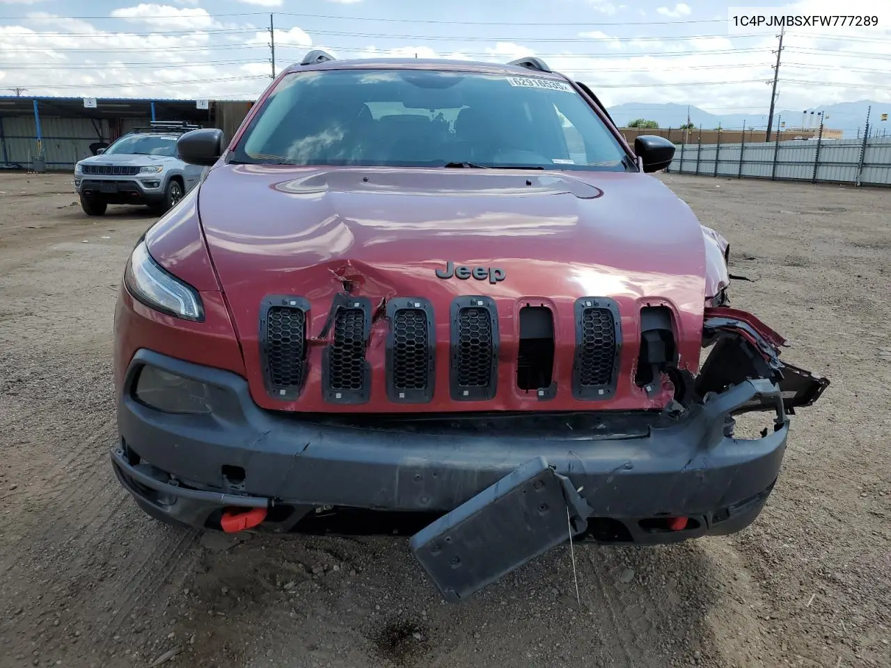 2015 Jeep Cherokee Trailhawk VIN: 1C4PJMBSXFW777289 Lot: 62916535