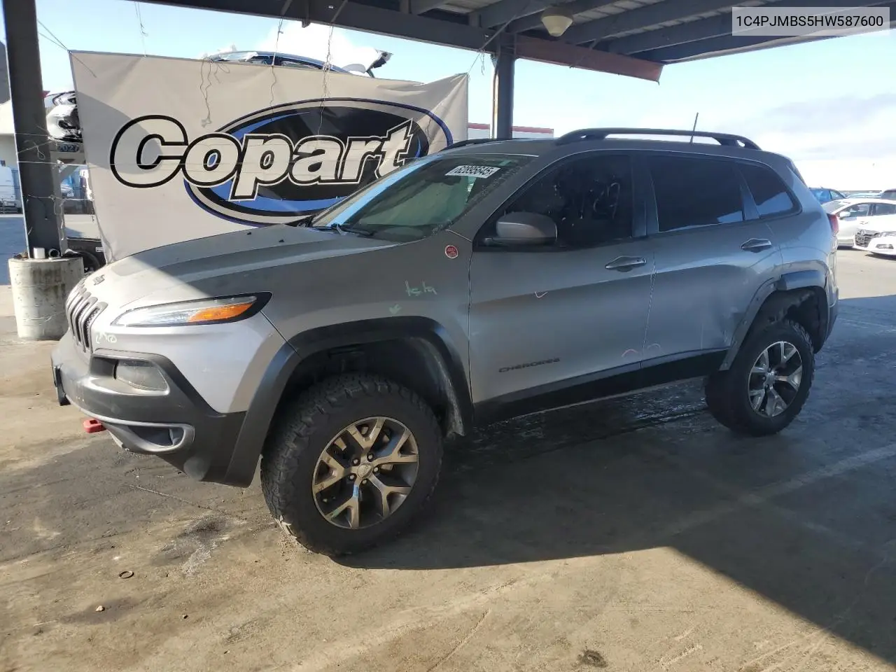 2017 Jeep Cherokee Trailhawk VIN: 1C4PJMBS5HW587600 Lot: 62895645