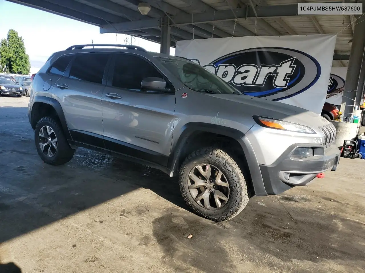2017 Jeep Cherokee Trailhawk VIN: 1C4PJMBS5HW587600 Lot: 62895645